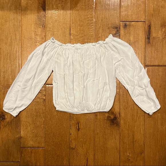 Brandy Melville White Off the Shoulder Maura Top - Picture 6 of 10